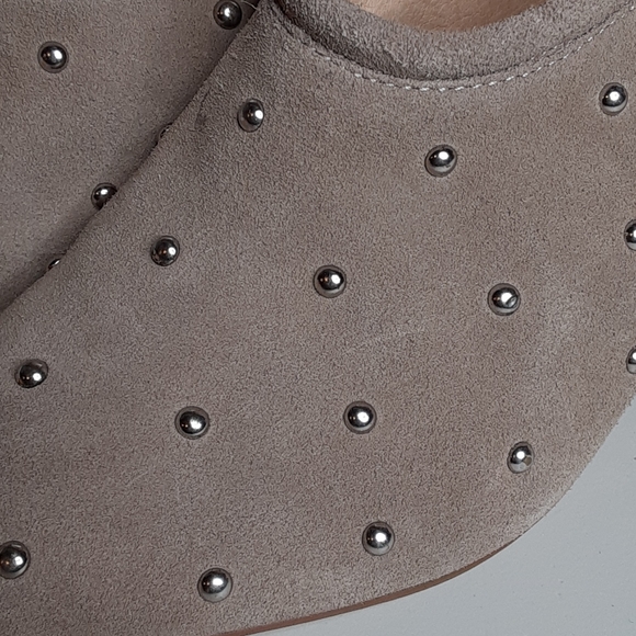 SBICCA | Studded Suede Mule - Picture 10 of 12